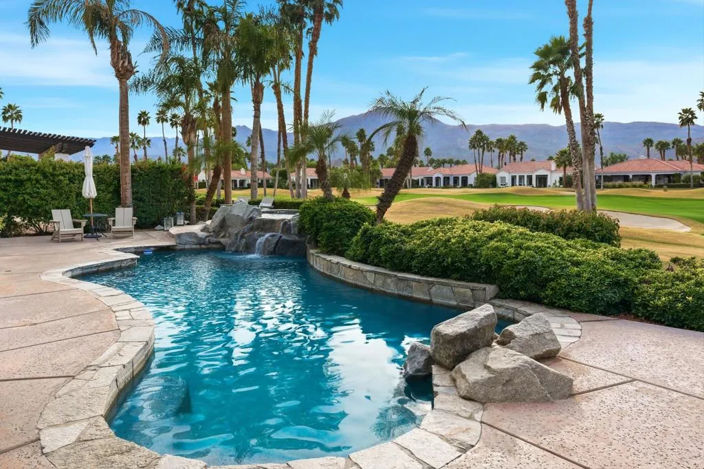 81150 Golf View Drive, La Quinta, California 92253 home-pic-16