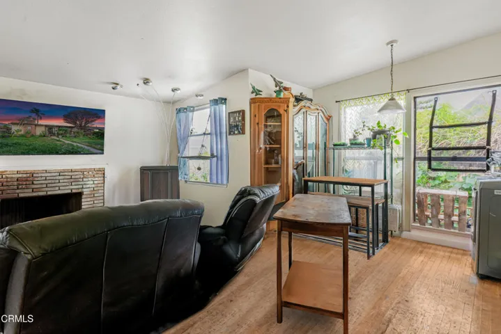 28 Remove object in blue