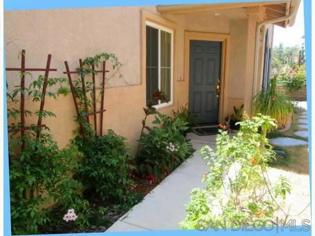 1978 Arbor Glen, Escondido, California 92025 home-pic-2