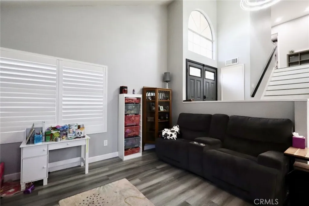 2804 Rippling Brook, Ontario, California 91761 home-pic-25