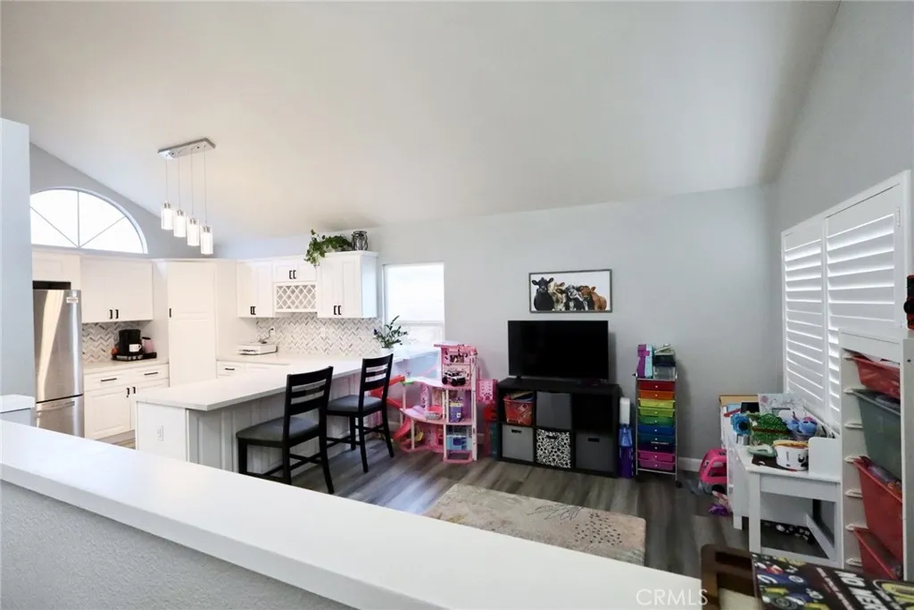 2804 Rippling Brook, Ontario, California 91761 home-pic-23