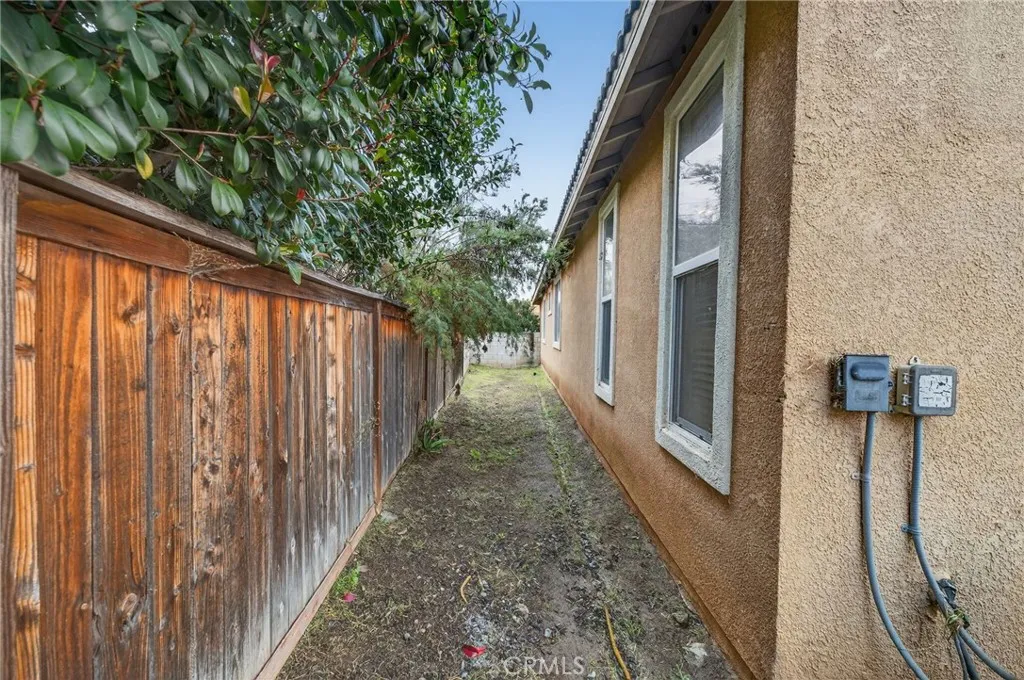 36171 Joltaire, Winchester, California 92596 home-pic-46
