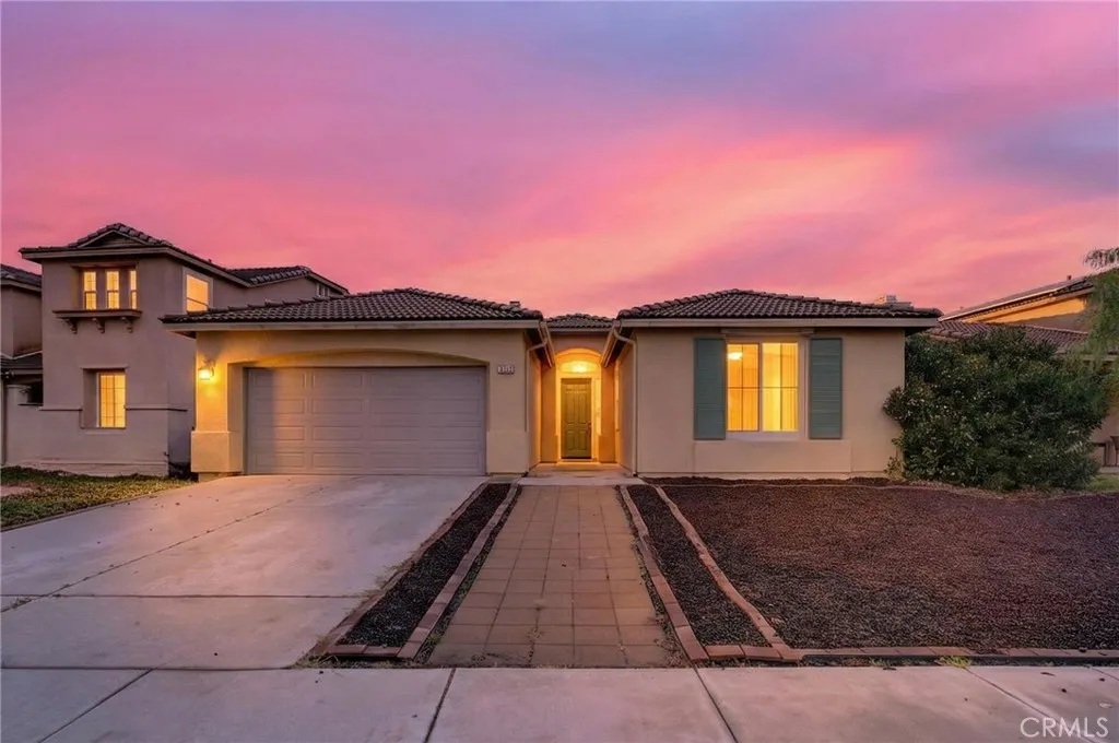36171 Joltaire, Winchester, California 92596 home-pic-1