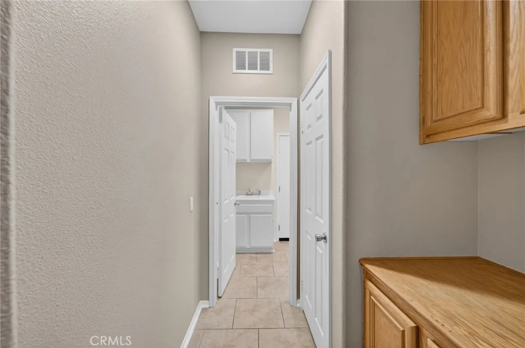 36171 Joltaire, Winchester, California 92596 home-pic-31