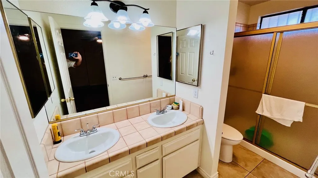 11911 Kiowa Road, Apple Valley, California 92308 home-pic-23