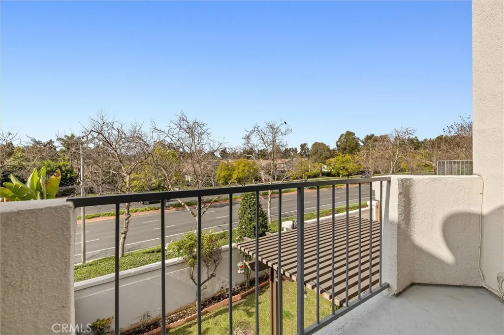 143 Via Lampara, Rancho Santa Margarita, California 92688 home-pic-27