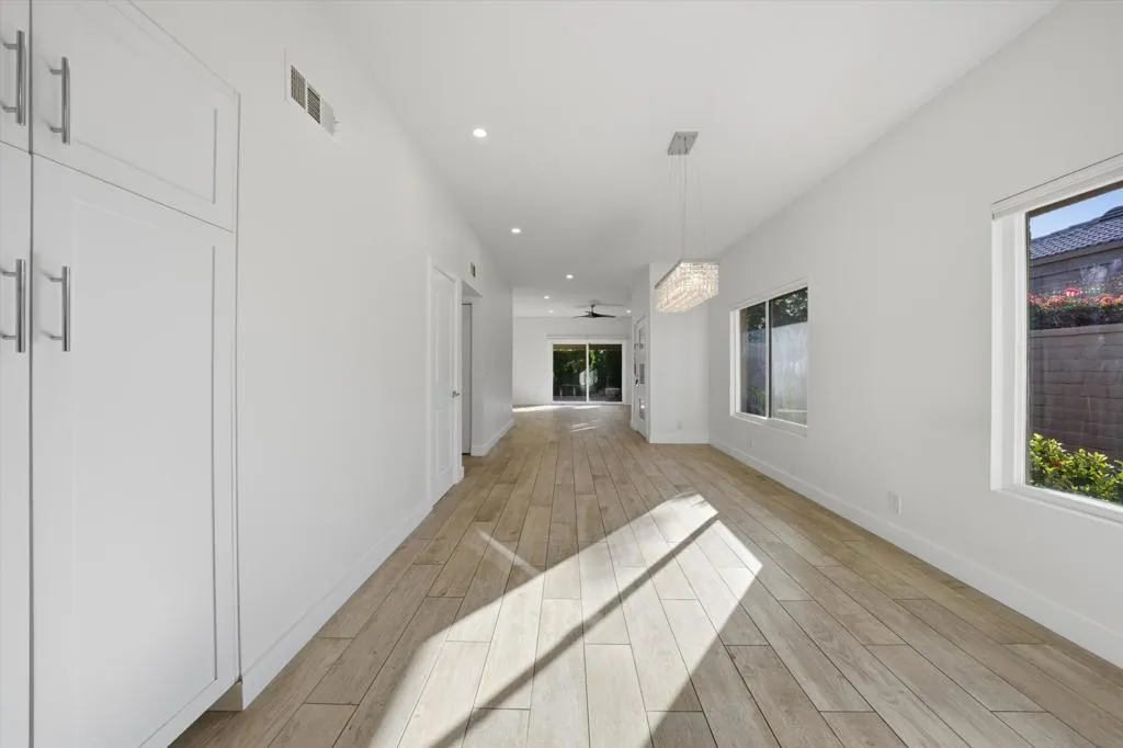 44715 Monaco Circle, Palm Desert, California 92260 home-pic-21