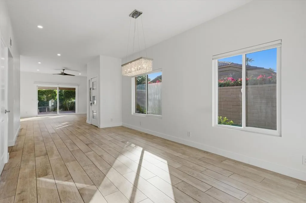 44715 Monaco Circle, Palm Desert, California 92260 home-pic-13