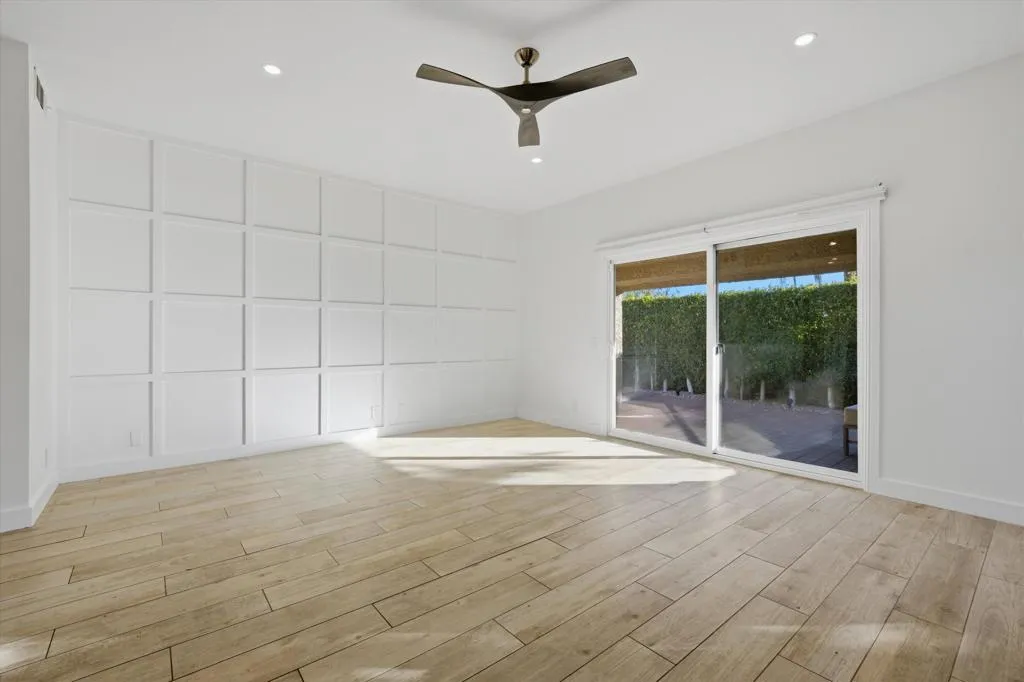 44715 Monaco Circle, Palm Desert, California 92260 home-pic-12
