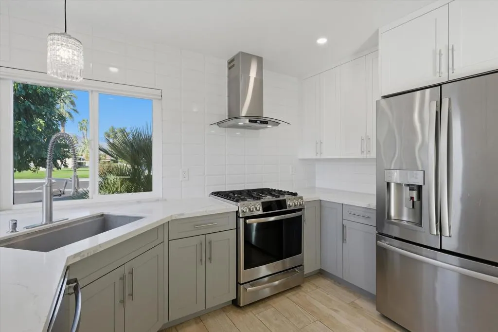 44715 Monaco Circle, Palm Desert, California 92260 home-pic-16