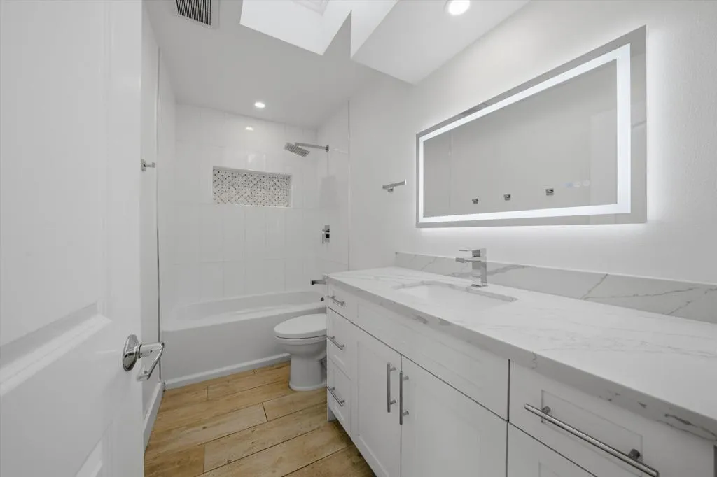 44715 Monaco Circle, Palm Desert, California 92260 home-pic-31