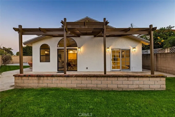 5271 Niguel, La Palma, California 90623