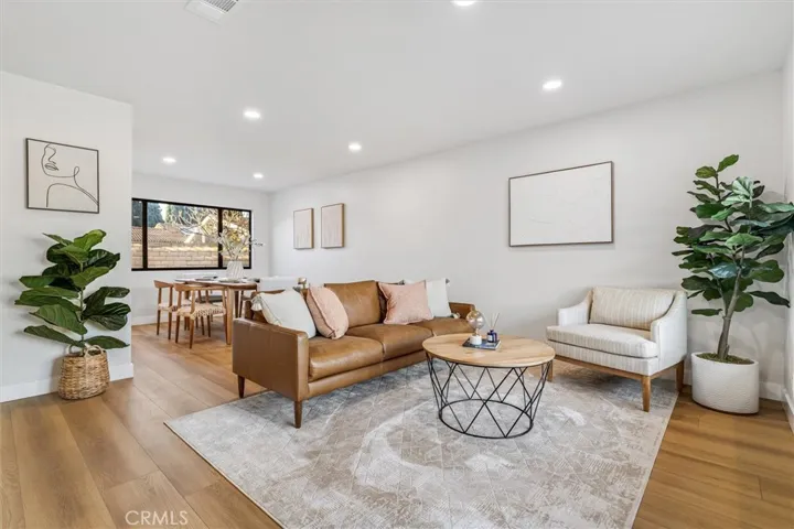 5271 Niguel, La Palma, California 90623