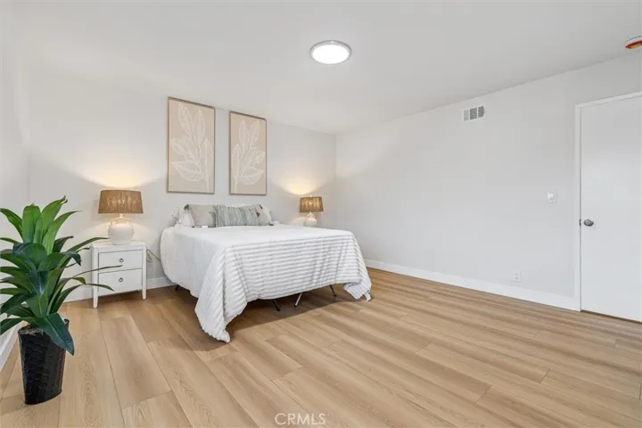 5271 Niguel, La Palma, California 90623