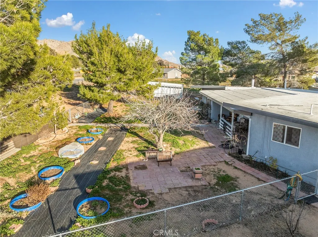 22977 El Centro, Apple Valley, California 92307 home-pic-25