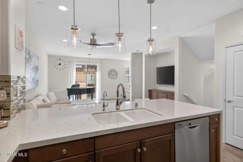 449 Pecana Street, Camarillo, California 93012 home-pic-14