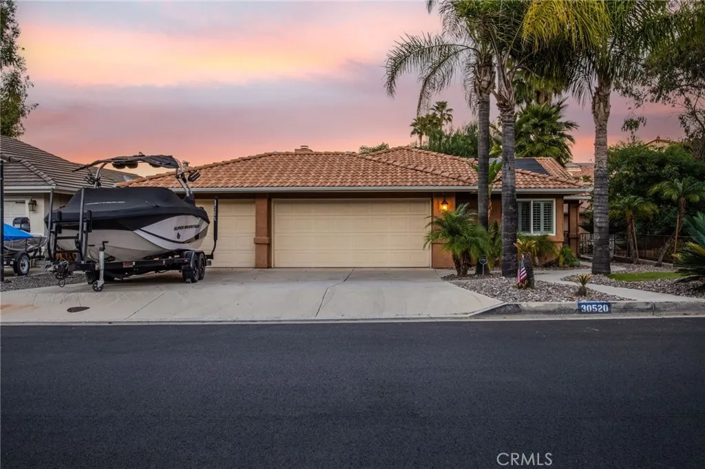30520 Cinnamon Teal, Canyon Lake, California 92587 home-pic-1