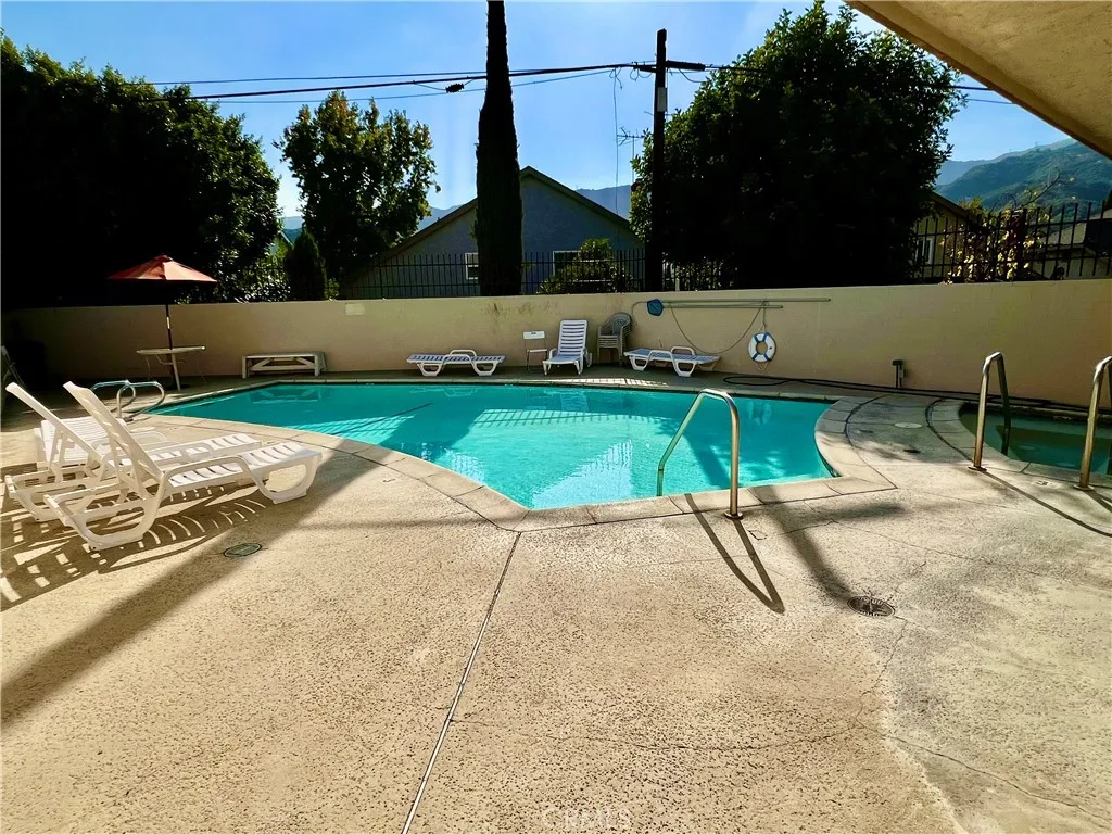 3010 Montrose 33, La Crescenta, California 91214 home-pic-35
