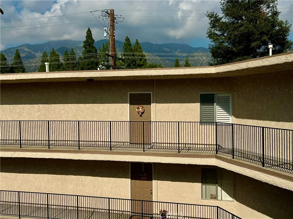 3010 Montrose 33, La Crescenta, California 91214 home-pic-6