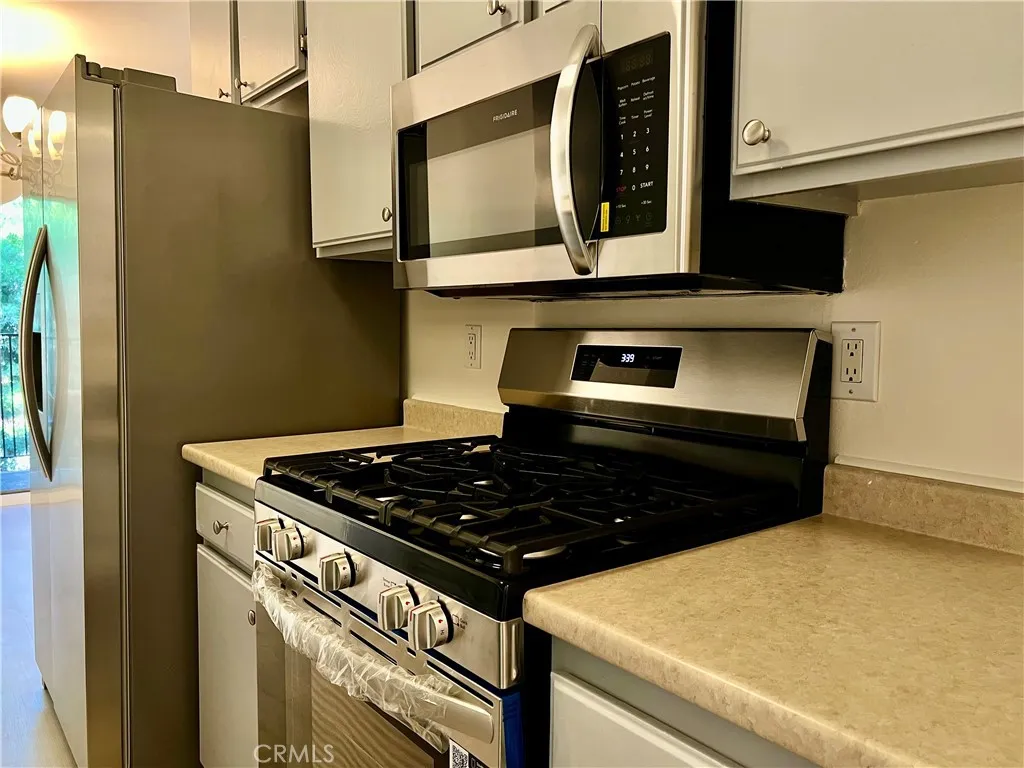 3010 Montrose 33, La Crescenta, California 91214 home-pic-10