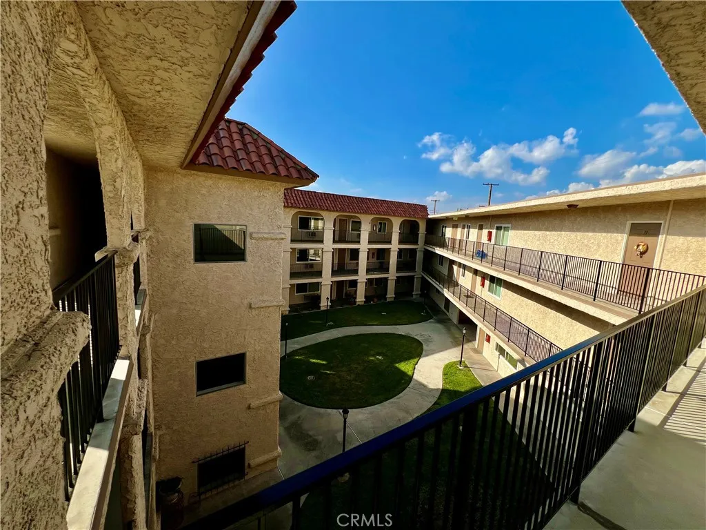 3010 Montrose 33, La Crescenta, California 91214 home-pic-30