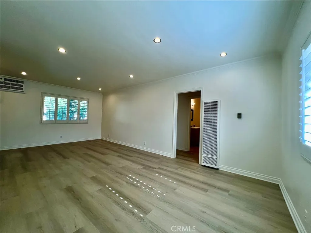 3010 Montrose 33, La Crescenta, California 91214 home-pic-17