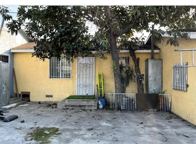 10931 Anzac, Los Angeles, California 90059