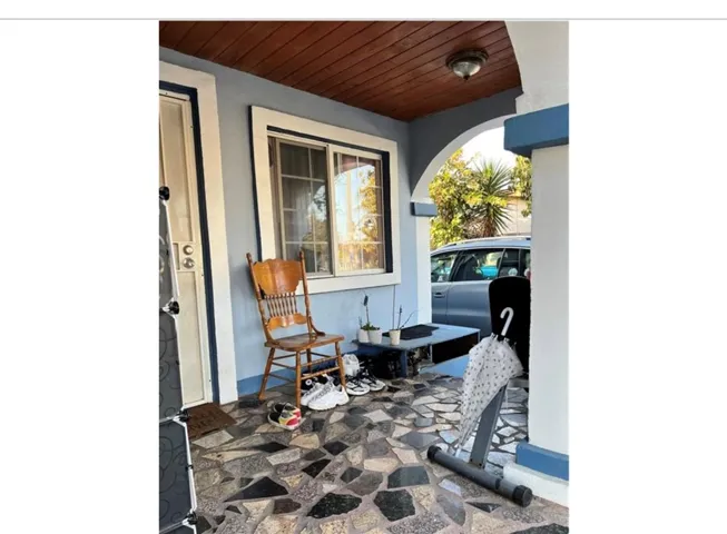 10931 Anzac, Los Angeles, California 90059
