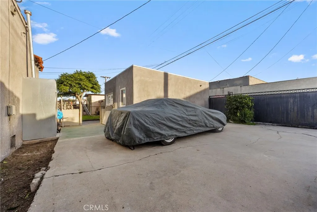 1946 W 85th, Los Angeles, California 90047 home-pic-27