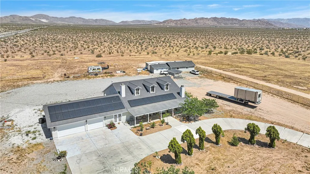 20045 Dale Evans, Apple Valley, California 92307 home-pic-2