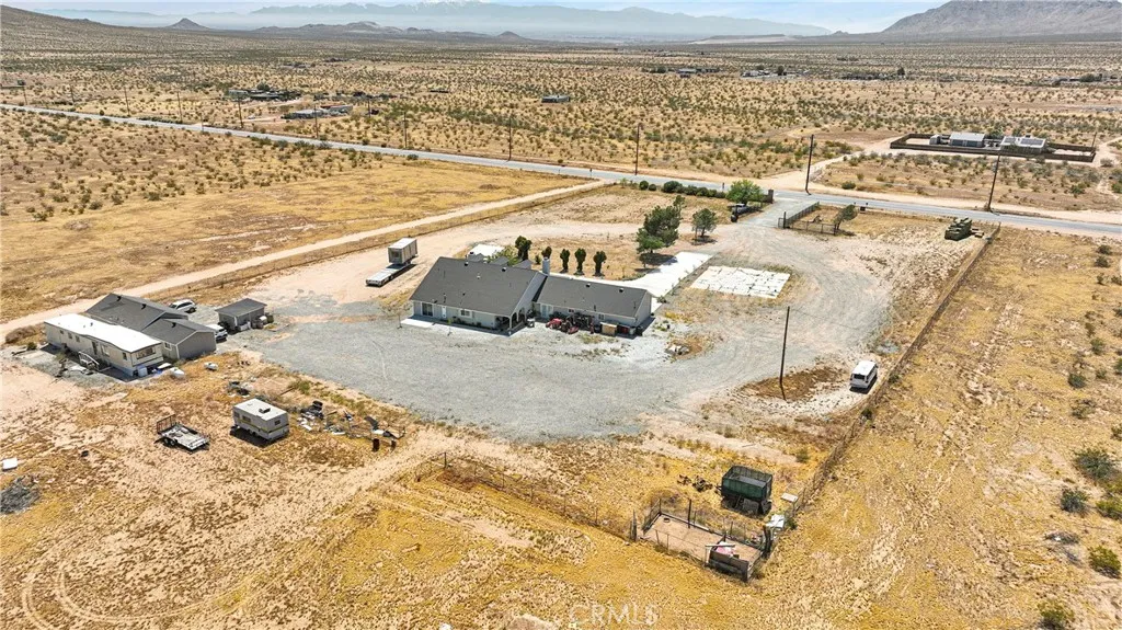 20045 Dale Evans, Apple Valley, California 92307 home-pic-7