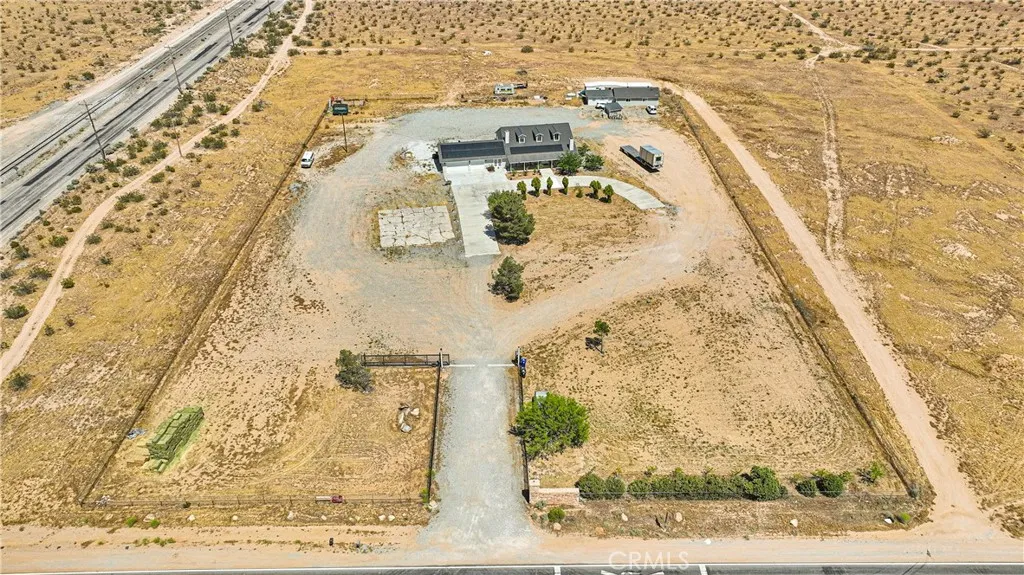 20045 Dale Evans, Apple Valley, California 92307 home-pic-8