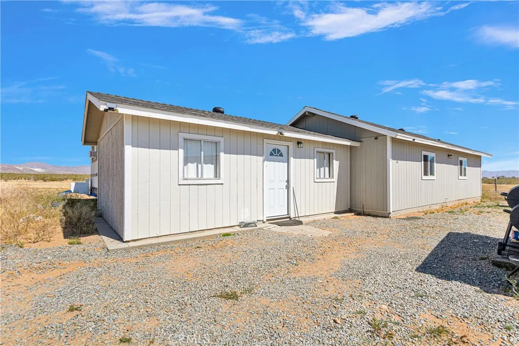 20045 Dale Evans, Apple Valley, California 92307 home-pic-26