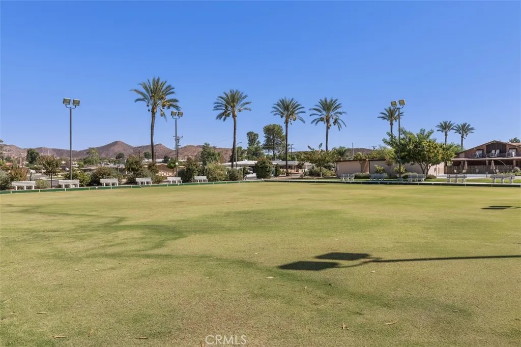 27927 Foxfire, Menifee, California 92586 home-pic-36
