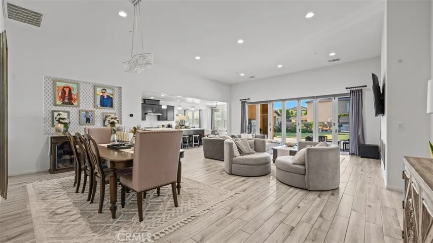 Entrance leads to Dinning room and living room.