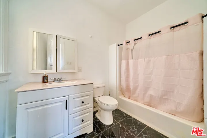 1347 Valencia Street, Los Angeles, California 90015