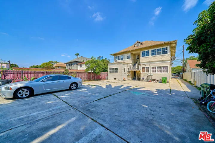 1347 Valencia Street, Los Angeles, California 90015