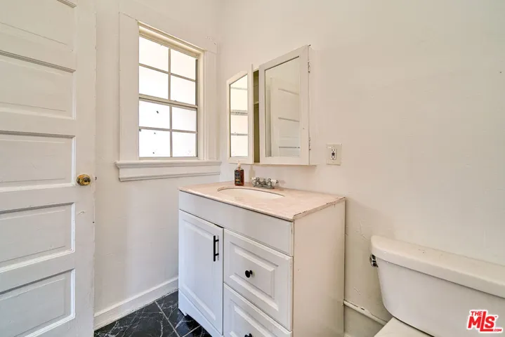 1347 Valencia Street, Los Angeles, California 90015