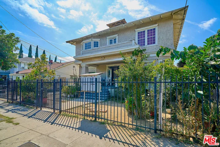 1347 Valencia Street, Los Angeles, California 90015