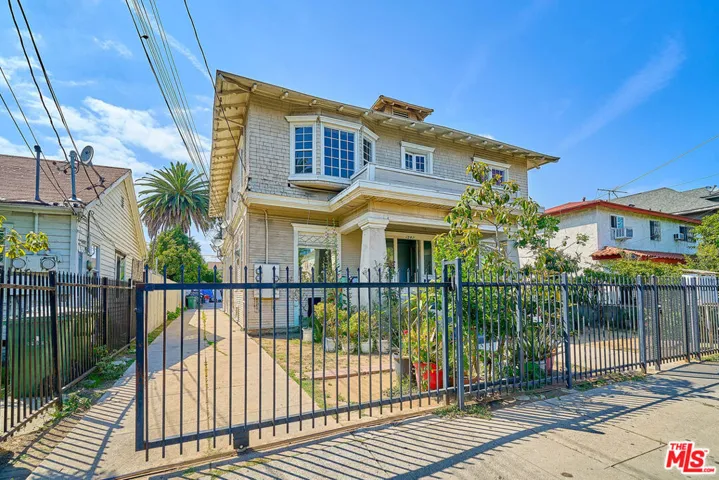 1347 Valencia Street, Los Angeles, California 90015