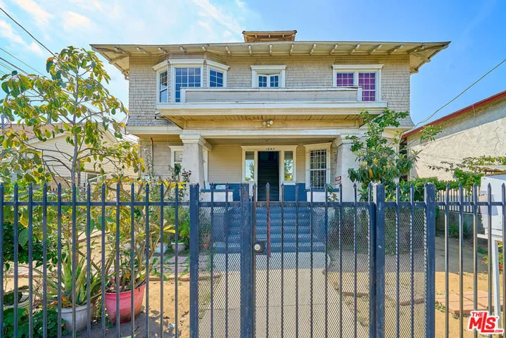 1347 Valencia Street, Los Angeles, California 90015