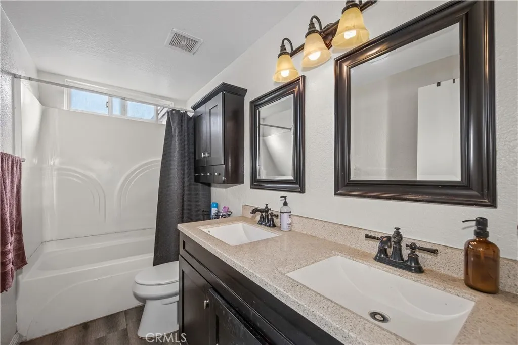 2158 N Magnolia, Rialto, California 92377 home-pic-20