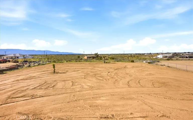12594 Atsina Road, Phelan, California 92371
