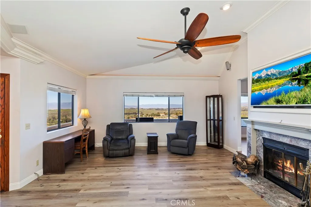 20329 Luchs, Perris, California 92570 home-pic-18