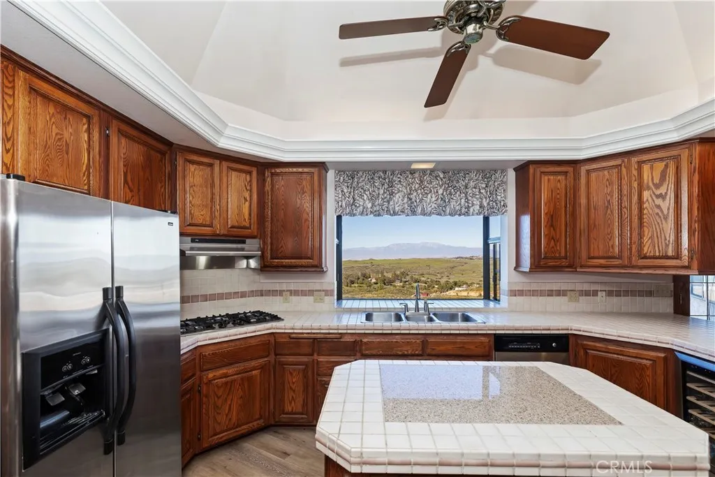 20329 Luchs, Perris, California 92570 home-pic-25