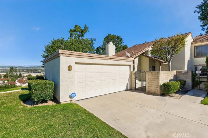 5532 E Vista Del Este, Anaheim, California 92807