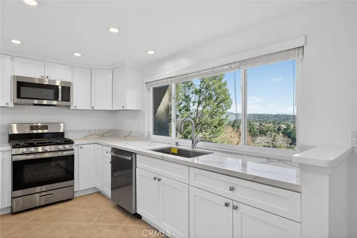 5532 E Vista Del Este, Anaheim, California 92807