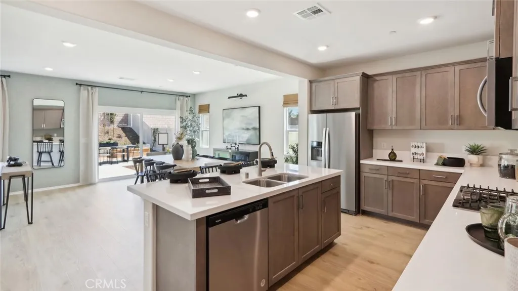 30539 Via Del Cielo, Winchester, California 92596 home-pic-5