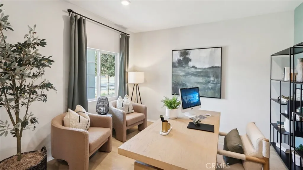 30539 Via Del Cielo, Winchester, California 92596 home-pic-11