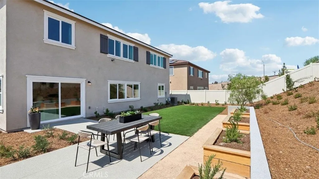 30539 Via Del Cielo, Winchester, California 92596 home-pic-22